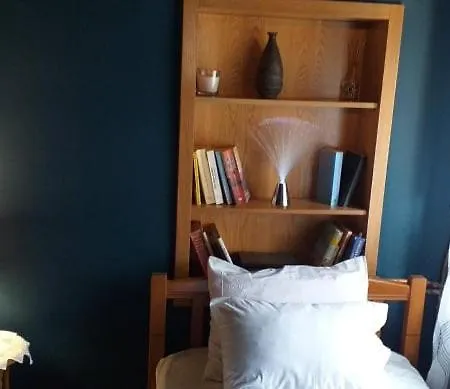 Villa Elena's Chrysomiléa