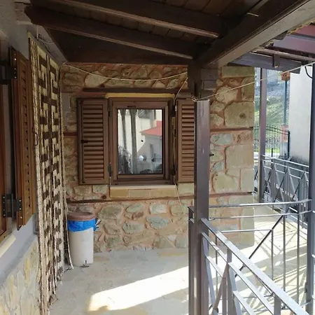 Elena's Villa Chrysomiléa