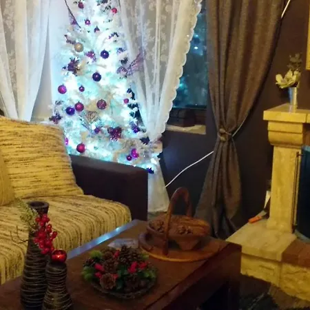 Elena's * Chrysomiléa